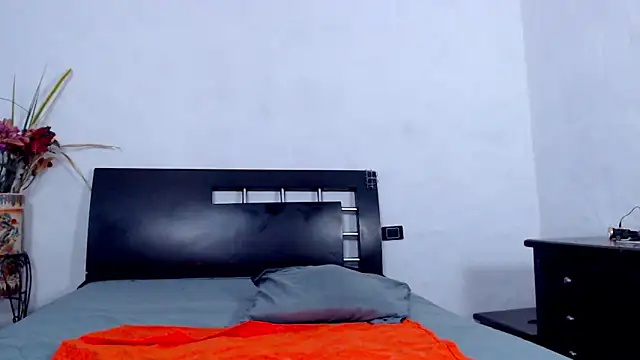 AikoTailor online show from 24, 9, 2025