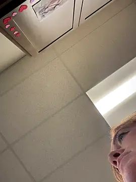 Snapshot of cinnatitties chatting on 22, 9, 2025 cinnatitties online show from 22, 9, 2025