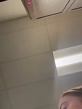 Snapshot of cinnatitties chatting on 3, 10, 2025 cinnatitties online show from 3, 10, 2025