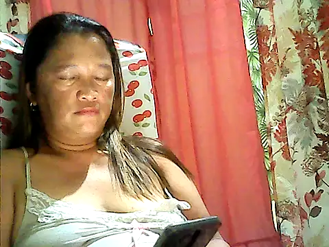 hott scarlett online show from 25, 4, 2026