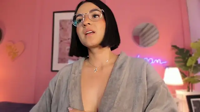 SoySaraa online show from 21, 2, 2025