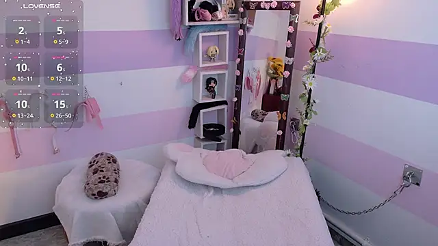 Catwhite  online show from 16, 4, 2026