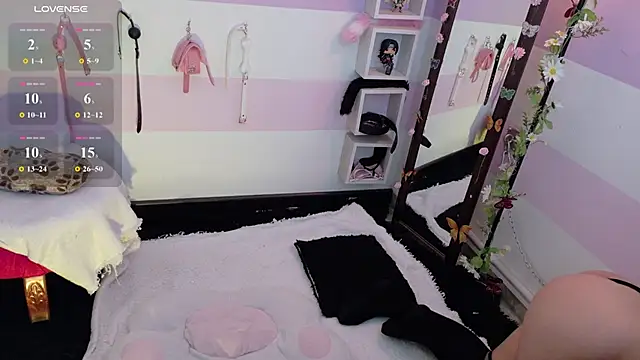 Catwhite  online show from 22, 4, 2026