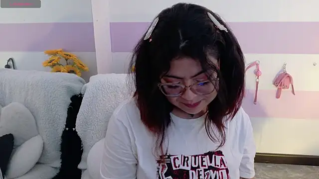 Catwhite  online show from 27, 4, 2026