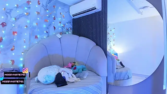 Katemoss70 online show from 21, 11, 2025