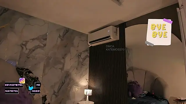 Snapshot of Katemoss70 chatting on 31, 5, 2026 Katemoss70 online show from 31, 5, 2026