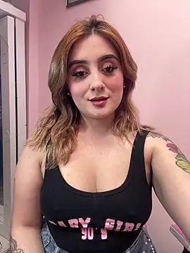 Snapshot of Sam_Thompsoon_ chatting on 7, 1, 2025 Sam Thompsoon online show from 7, 1, 2025