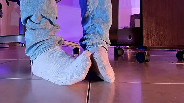 Snapshot of ArchieCollins chatting on 8, 10, 2025 ArchieCollins online show from 8, 10, 2025