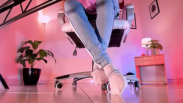 Snapshot of ArchieCollins chatting on 15, 10, 2025 ArchieCollins online show from 15, 10, 2025