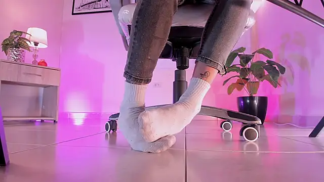 Snapshot of ArchieCollins chatting on 17, 10, 2025 ArchieCollins online show from 17, 10, 2025