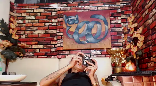 Snapshot of juicyCOCKeva chatting on 15, 2, 2025 juicyCOCKeva online show from 15, 2, 2025