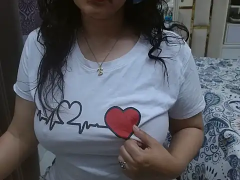 Lovelywife786 online show from 21, 6, 2026