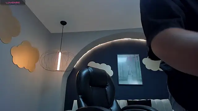 MartinnaBonnet online show from 3, 2, 2025