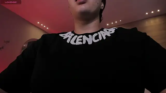 MartinnaBonnet online show from 4, 3, 2025