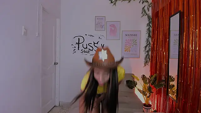 hornyprincess   online show from 8, 10, 2025