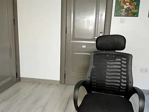  Hello Titty  online show from 8, 8, 2026