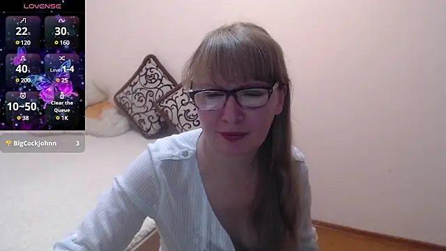 Snapshot of MargotLot chatting on 7, 12, 2024 MargotLot online show from 7, 12, 2024