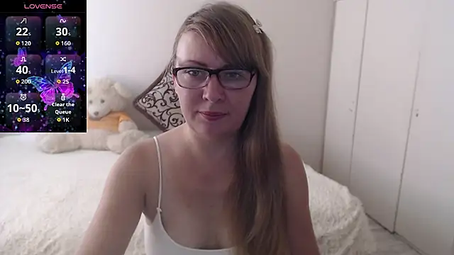 Snapshot of MargotLot chatting on 13, 9, 2025 MargotLot online show from 13, 9, 2025