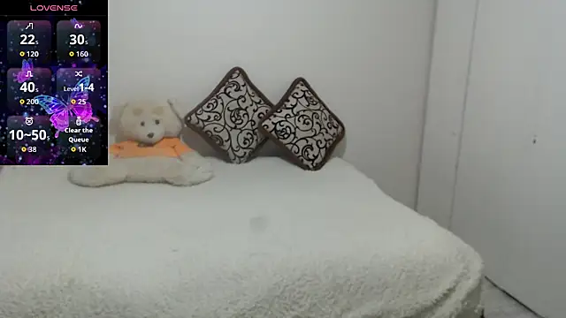 Snapshot of MargotLot chatting on 25, 10, 2025 MargotLot online show from 25, 10, 2025