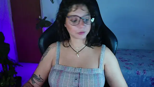 Snapshot of myamillor chatting on 24, 7, 2026 myamillor online show from 24, 7, 2026