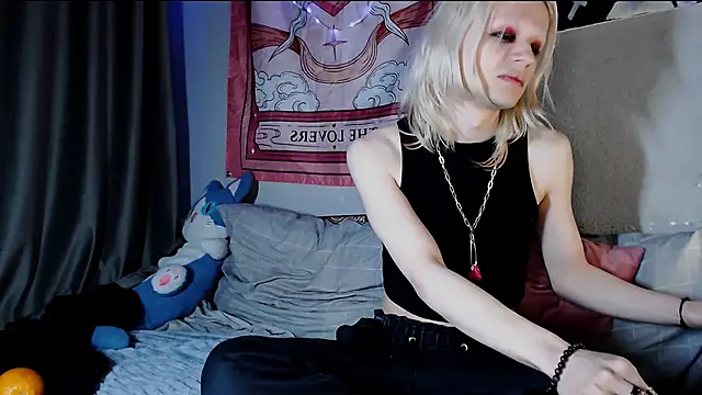 Alien Bella online show from 29, 4, 2026