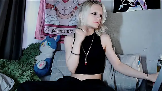 Snapshot of Alien_Bella chatting on 22, 5, 2026 Alien Bella online show from 22, 5, 2026