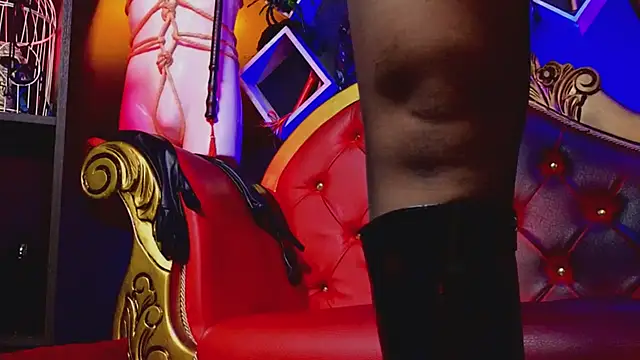 PerlaDivaio online show from 25, 2, 2025