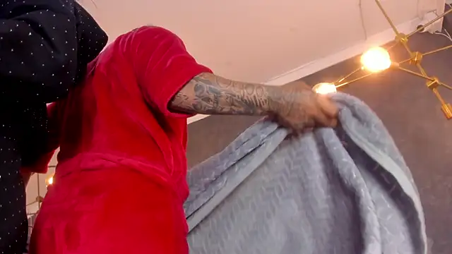 dayra angels online show from 22, 2, 2026