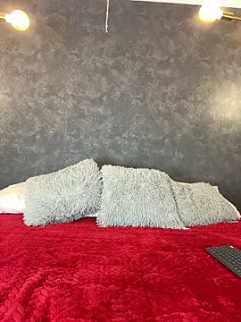 dayra angels online show from 24, 4, 2026