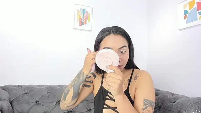 miss soffi  online show from 15, 11, 2025