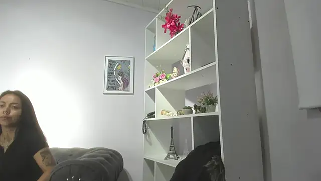 miss soffi  online show from 25, 4, 2026