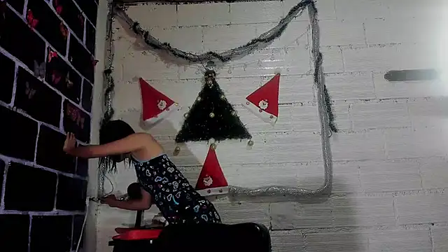 Snapshot of sarasandle chatting on 21, 12, 2024 sarasandle online show from 21, 12, 2024