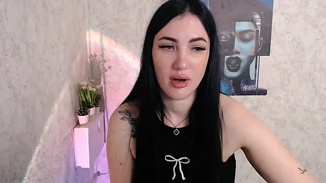 MisssShy  online show from 13, 10, 2025