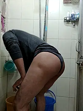 Snapshot of Desi_Rider_Aadi chatting on 21, 12, 2025 Desi Rider Aadi online show from 21, 12, 2025