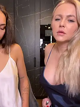 Snapshot of Keep_us_wild chatting on 19, 2, 2025 Keep us wild online show from 19, 2, 2025