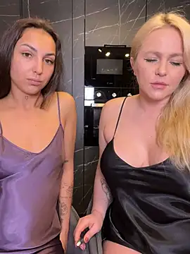 Snapshot of Keep_us_wild chatting on 21, 3, 2025 Keep us wild online show from 21, 3, 2025