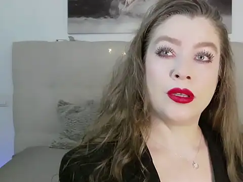 Snapshot of PetersEmily chatting on 8, 1, 2025 PetersEmily online show from 8, 1, 2025