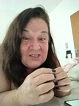 Yaya Mineira online show from 8, 10, 2025