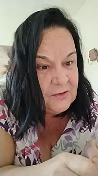 Snapshot of Yaya_Mineira chatting on 18, 6, 2026 Yaya Mineira online show from 18, 6, 2026