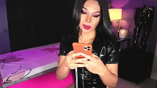 MaxxineMorenaTs online show from 6, 5, 2026