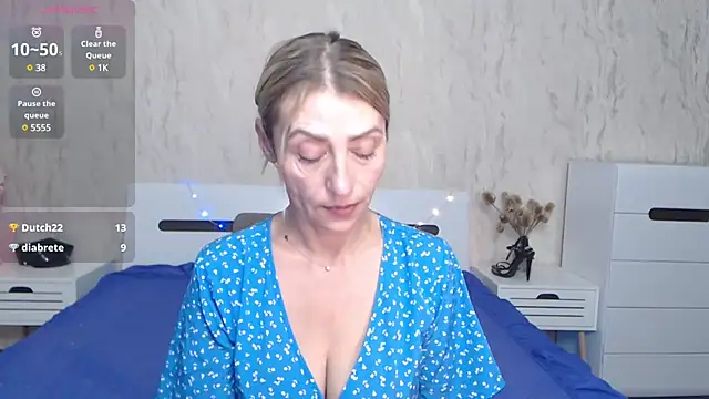 ZoeGrant online show from 20, 3, 2025