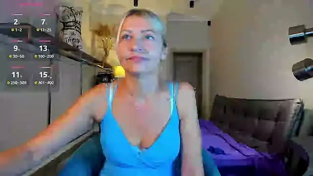 ZoeGrant online show from 14, 9, 2025