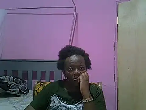 Snapshot of Ebonyceline chatting on 19, 2, 2025 Ebonyceline online show from 19, 2, 2025