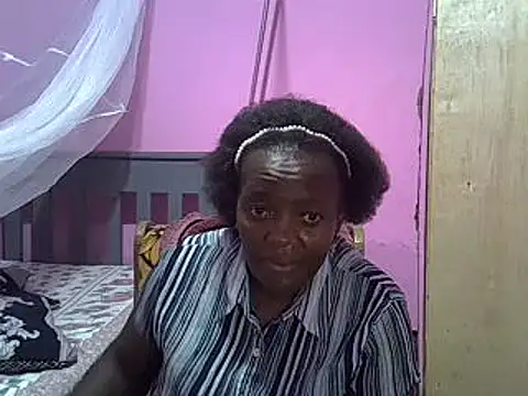 Snapshot of Ebonyceline chatting on 20, 2, 2025 Ebonyceline online show from 20, 2, 2025
