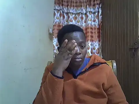 Snapshot of Ebonyceline chatting on 9, 10, 2025 Ebonyceline online show from 9, 10, 2025