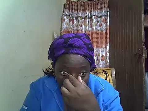 Snapshot of Ebonyceline chatting on 31, 10, 2025 Ebonyceline online show from 31, 10, 2025