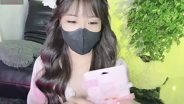 Snapshot of Mya_Lee chatting on 6, 12, 2024 Mya Lee online show from 6, 12, 2024