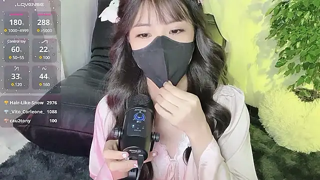 Snapshot of Mya_Lee chatting on 6, 12, 2024 Mya Lee online show from 6, 12, 2024