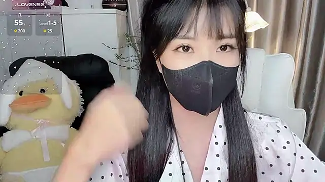 Snapshot of Mya_Lee chatting on 18, 1, 2025 Mya Lee online show from 18, 1, 2025