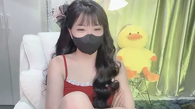 Snapshot of Mya_Lee chatting on 19, 2, 2025 Mya Lee online show from 19, 2, 2025